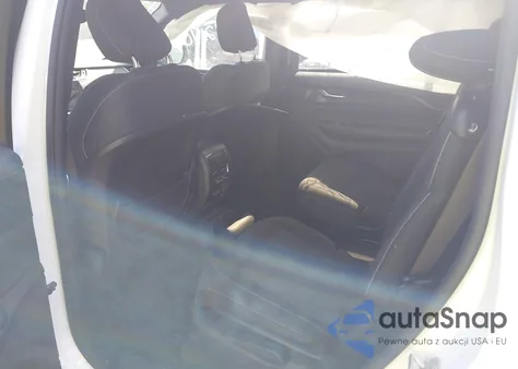 2024 Jeep Grand Cherokee L Laredo 4X4 z USA, uszkodzony, nr VIN 1C4RJKAG1R8532822